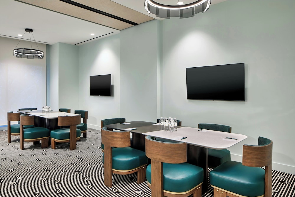 Hotel Celare, Cincinnati Midtown, a Tribute Portfolio Hotel 37/50