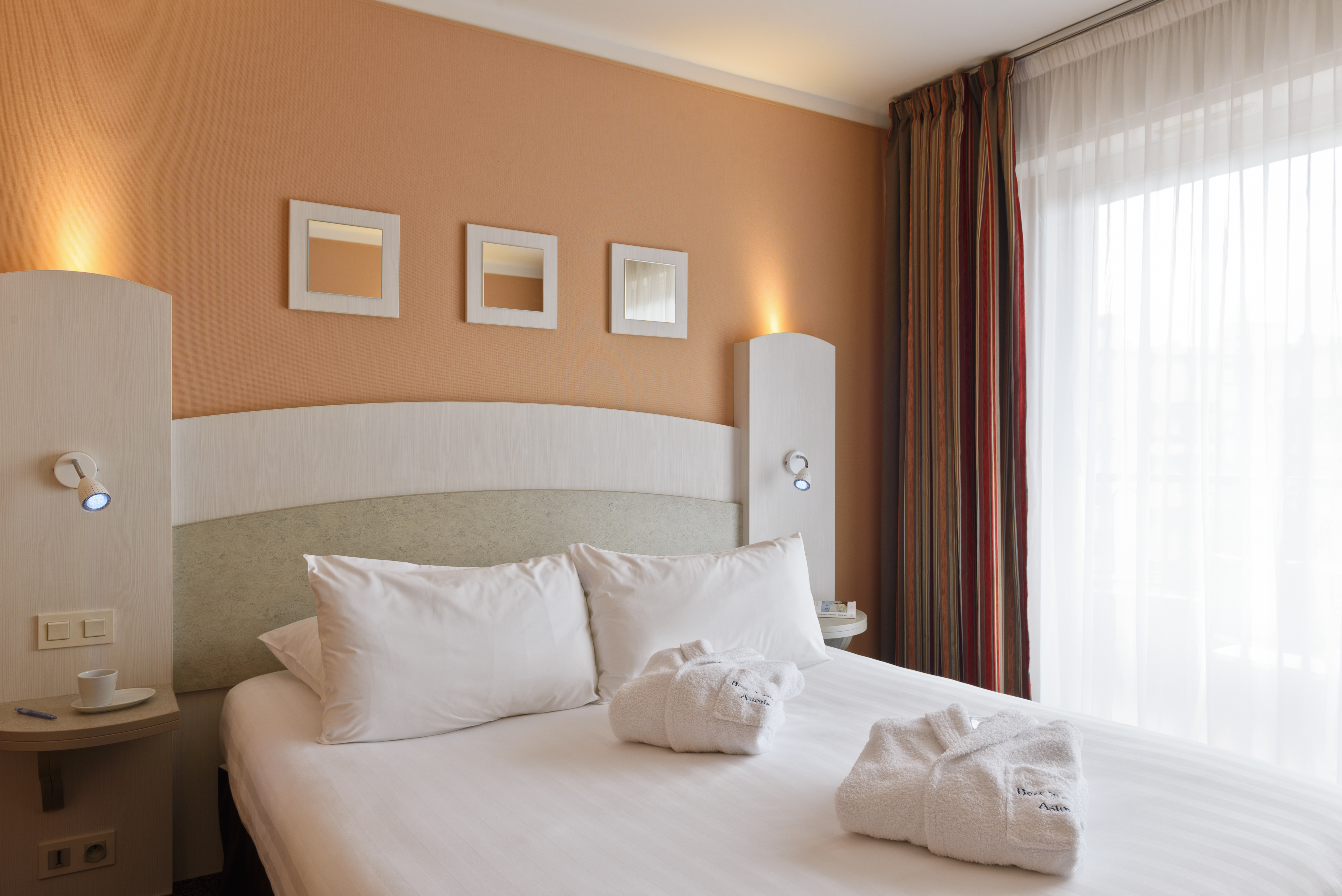 Room at Best Western Astoria, ANTIBES