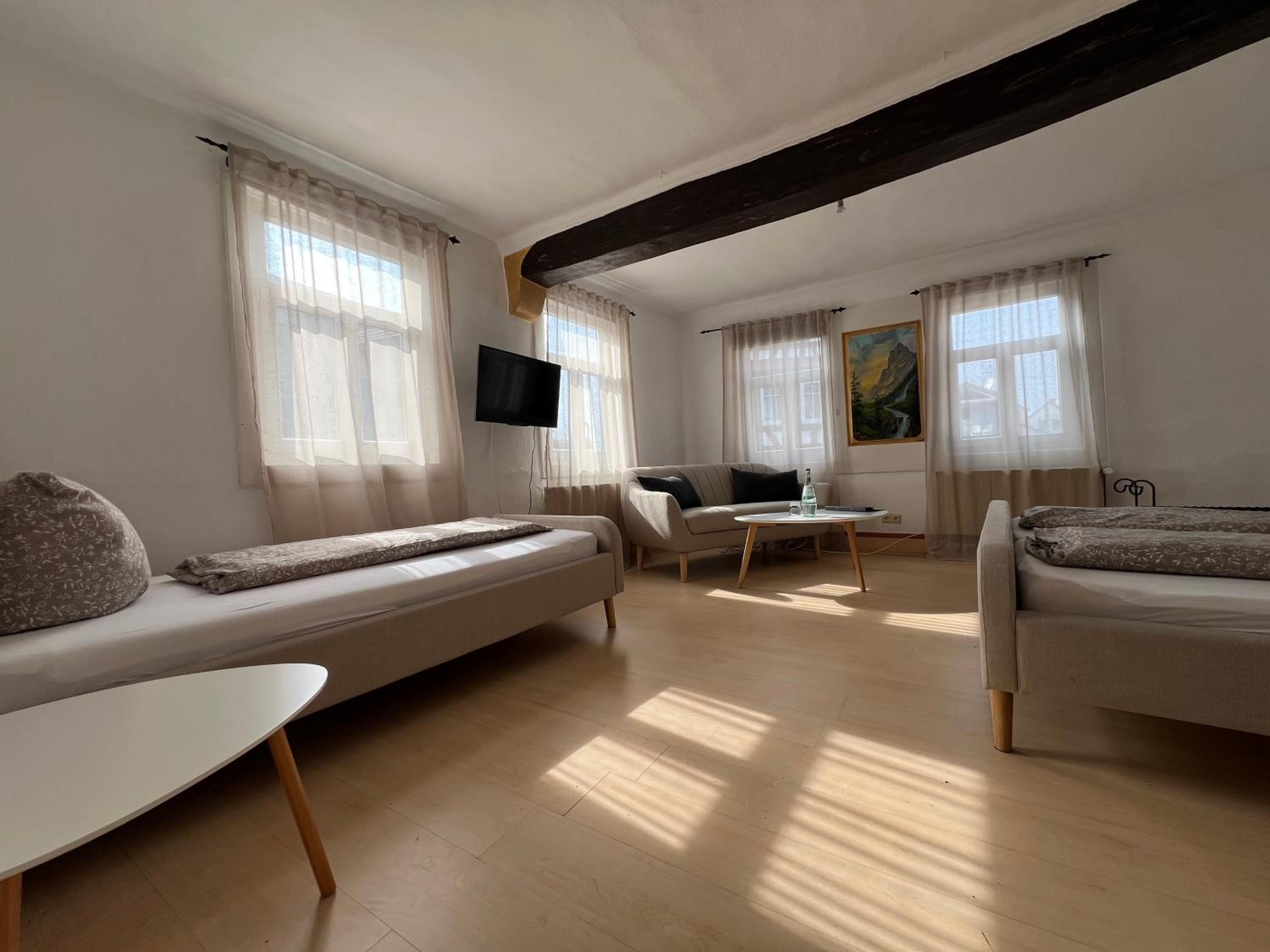 Hotel Zum Lowen 28/50