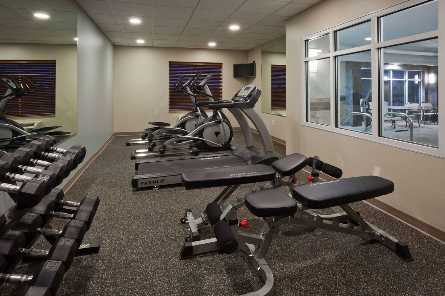 AmericInn by Wyndham Waupun 6/17