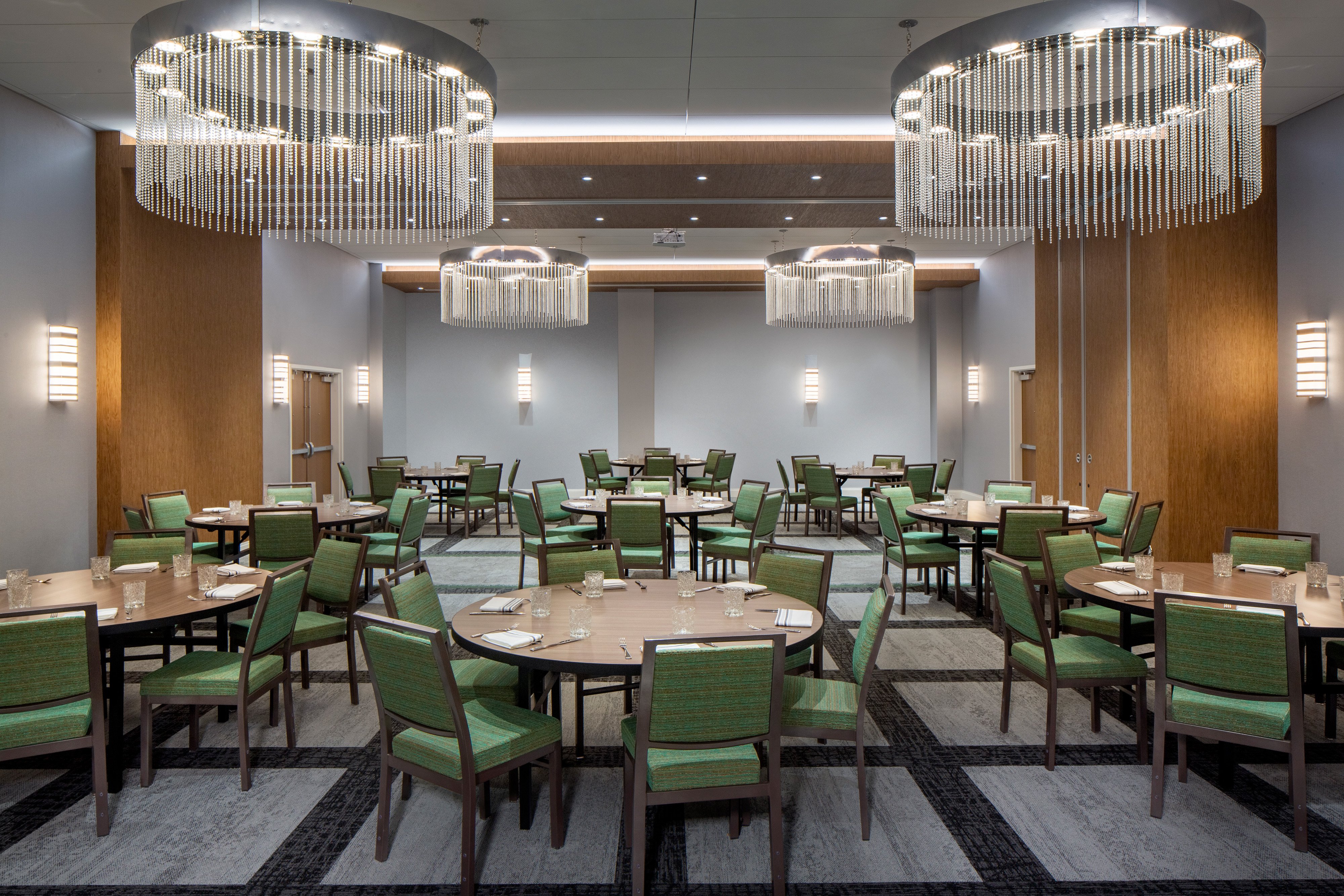 Hotel Indigo Gainesville-Celebration Pointe 59/71