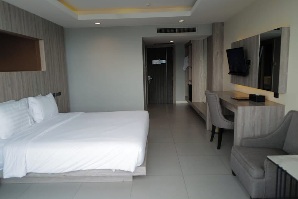 Hermann Hotel Pattaya 12/45