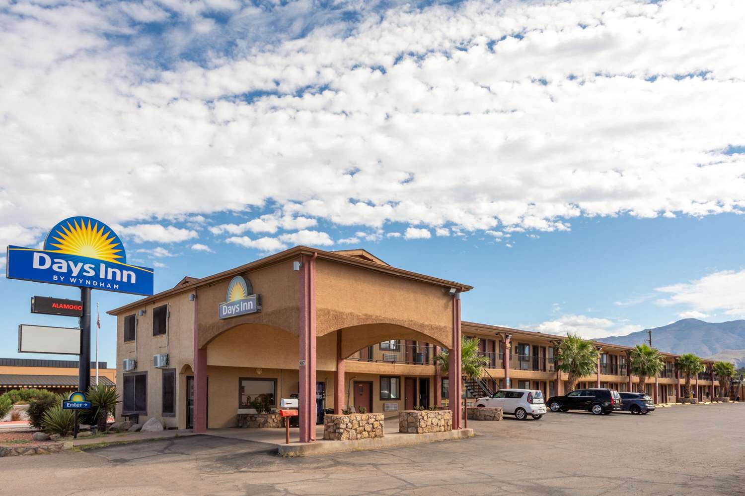 Days Inn by Wyndham Alamogordo/White Sands 2/22