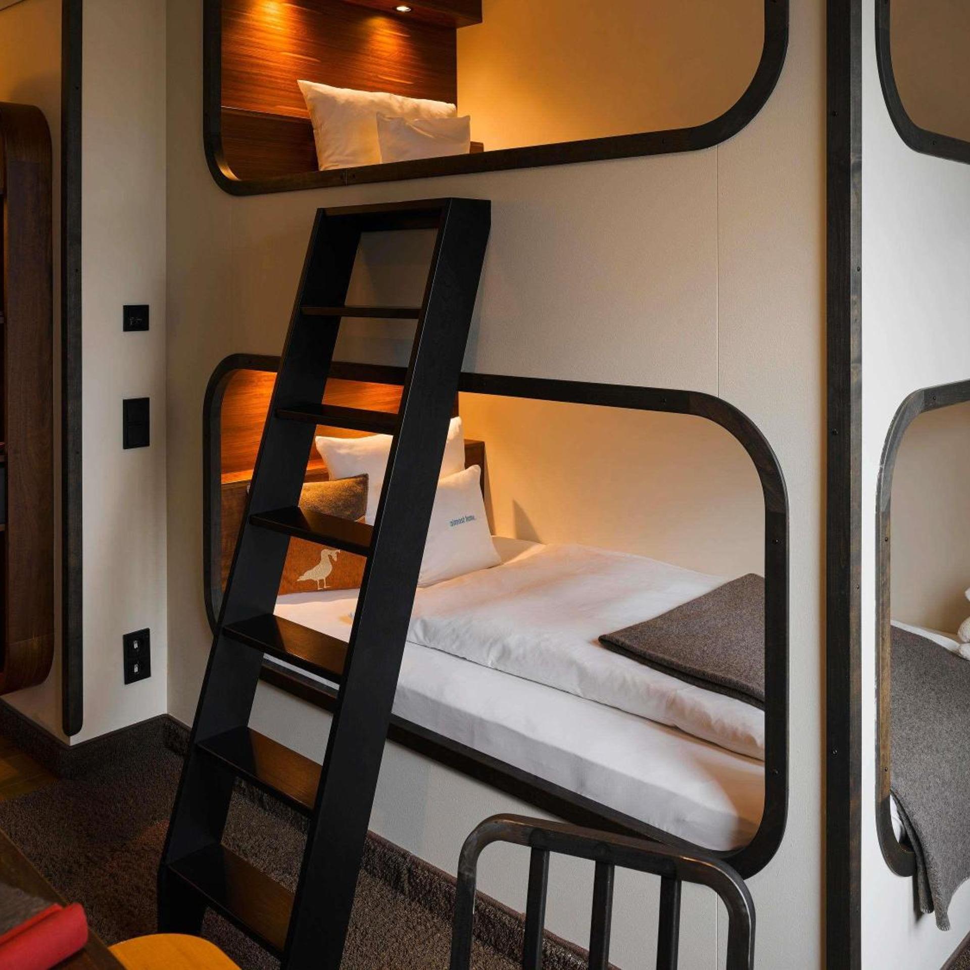 Medium, Single Bed, Bunk Bed