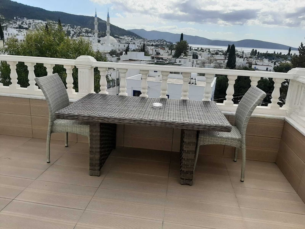 Laden Hotel Bodrum 4/42