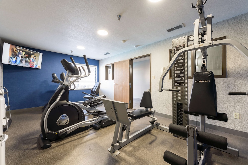 Best Western Abilene Inn Suites 14/34