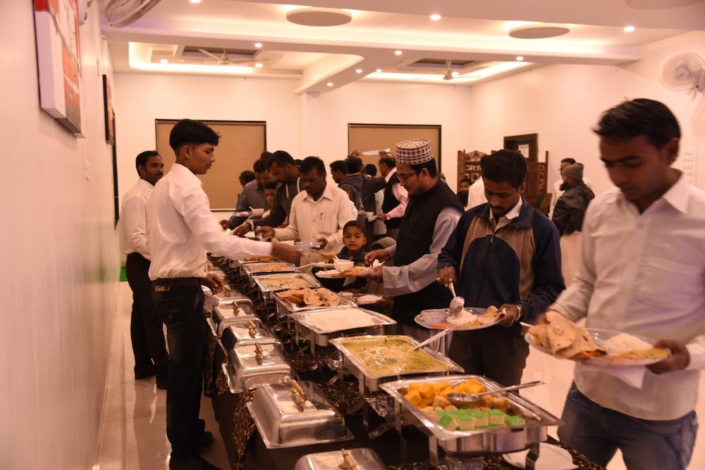 HOTEL GULMOHAR PRIDE 27/31