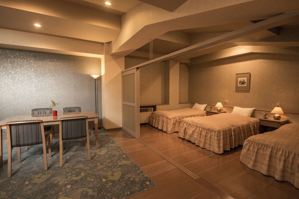 Hotel Lucent Takamiya 17/43