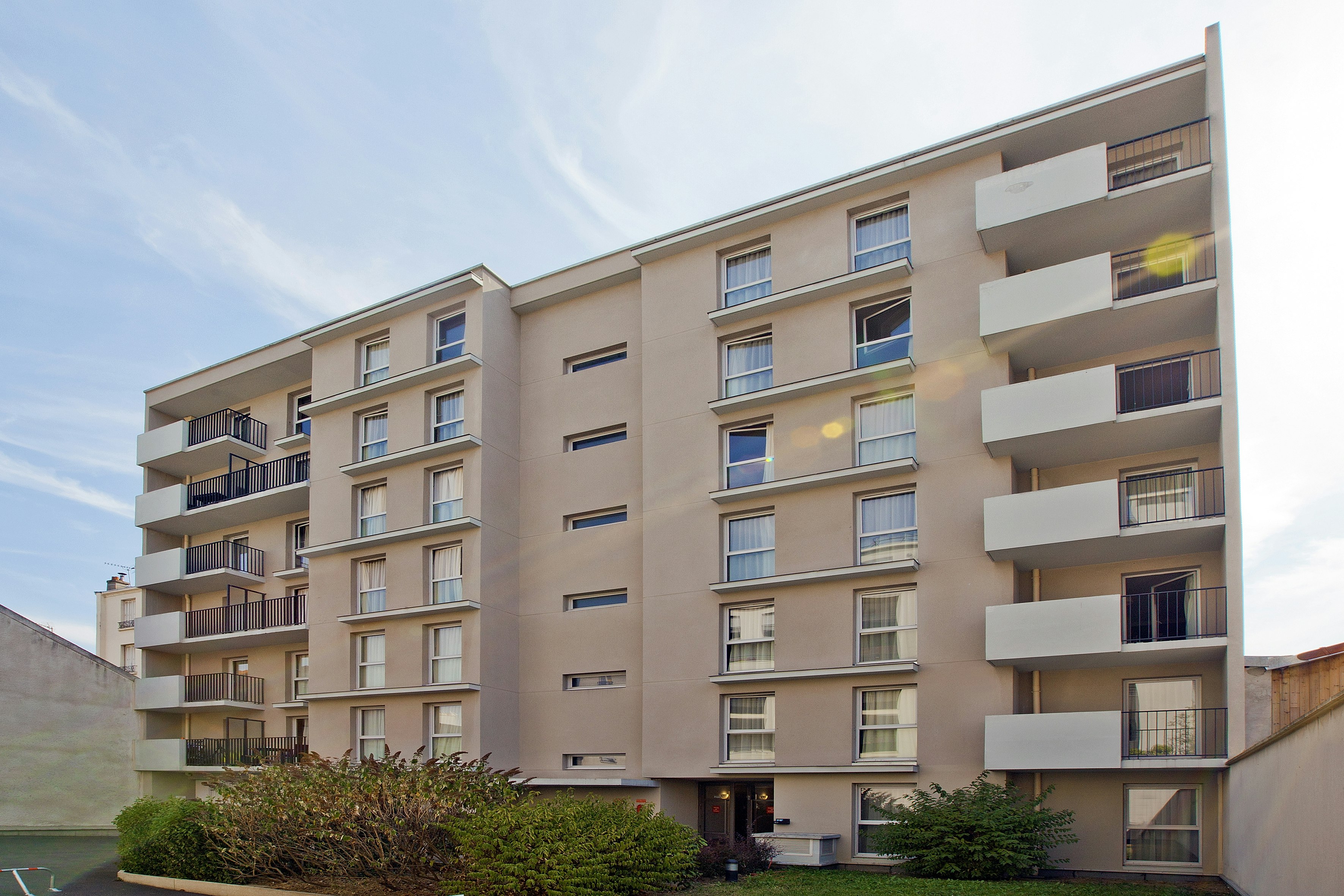 Sejours & Affaires Paris Malakoff 2/36