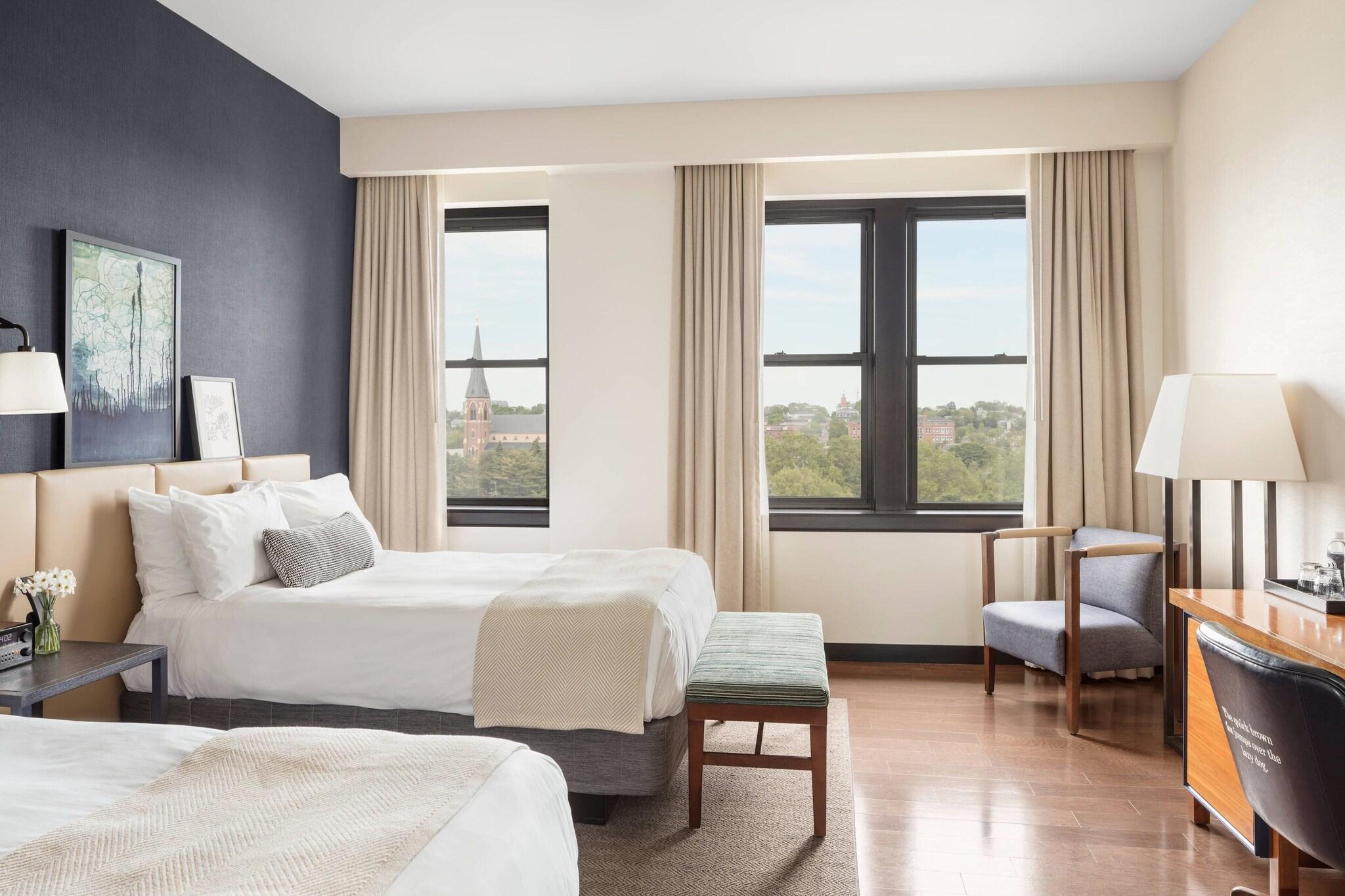Standard, 2 Double Beds