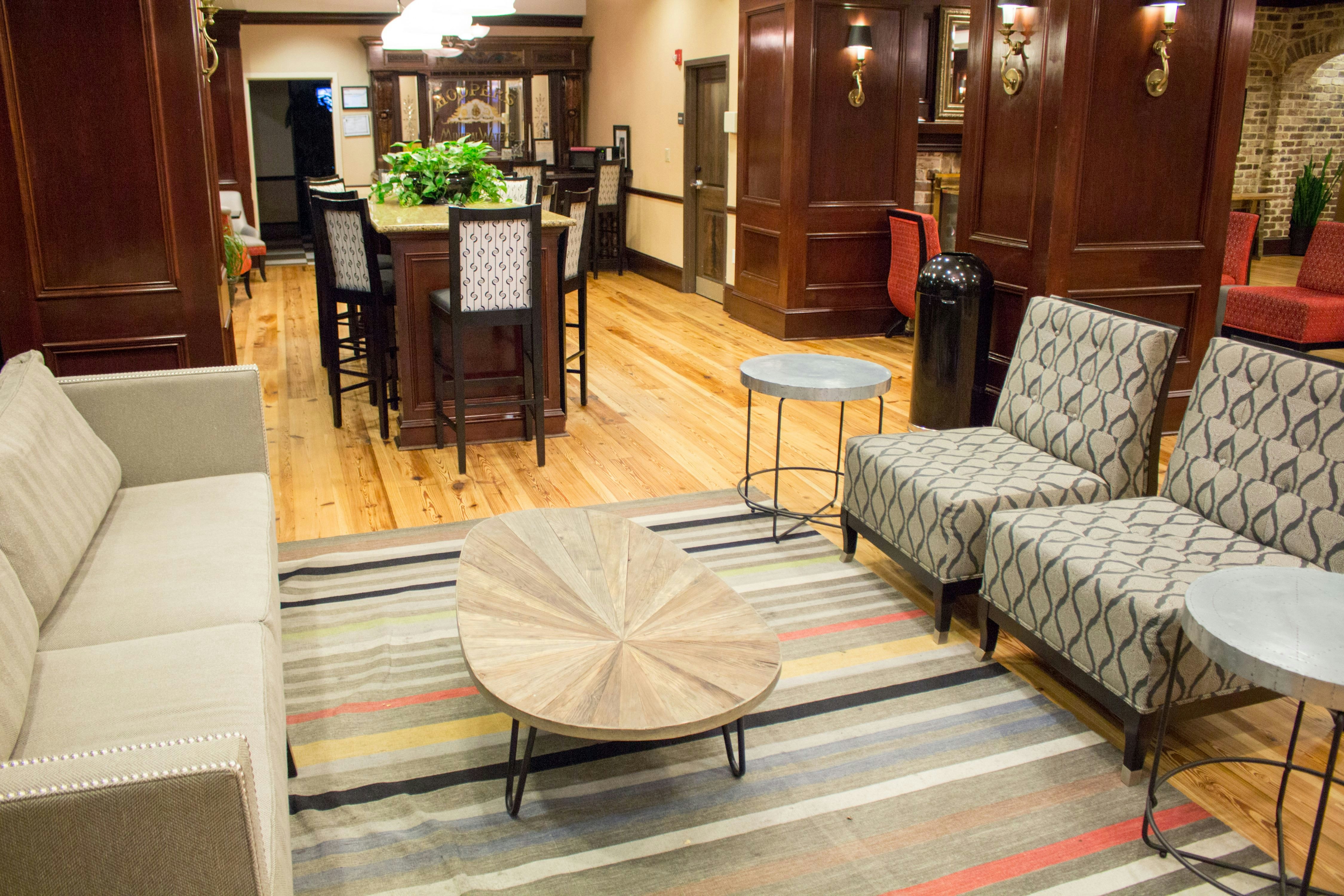 Hampton Inn Savannah - Historic District 13/32
