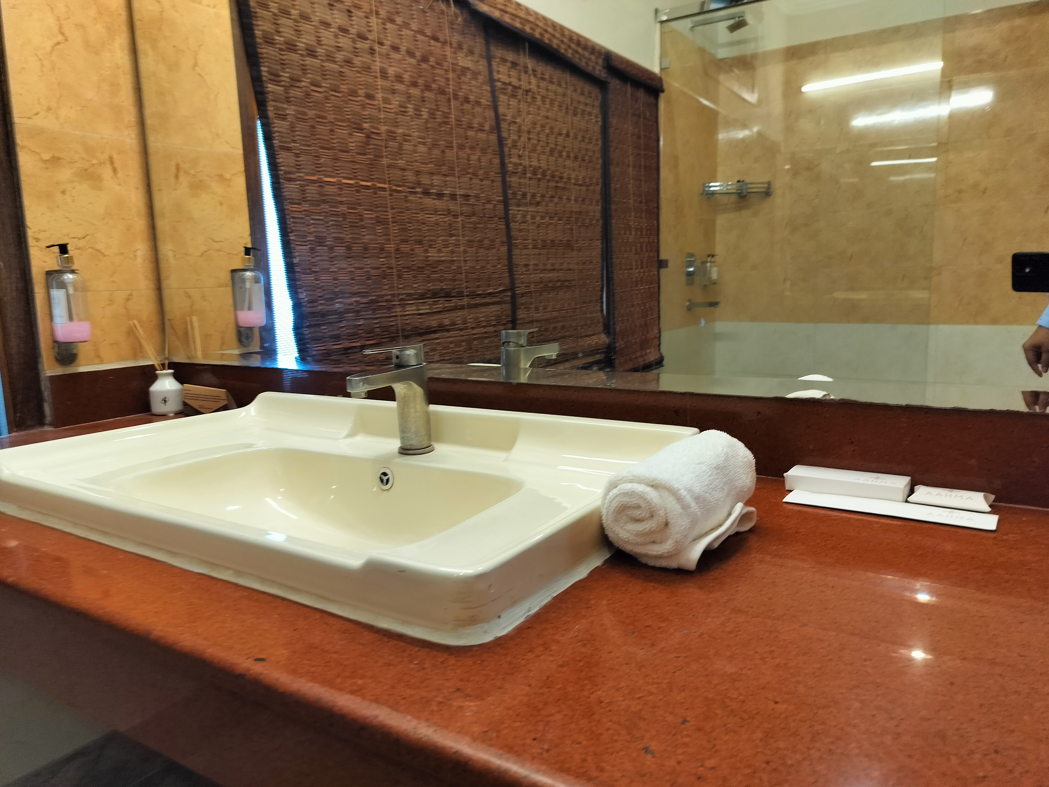 PREMIUM, PRIVATE POOL, POOL ACCESS