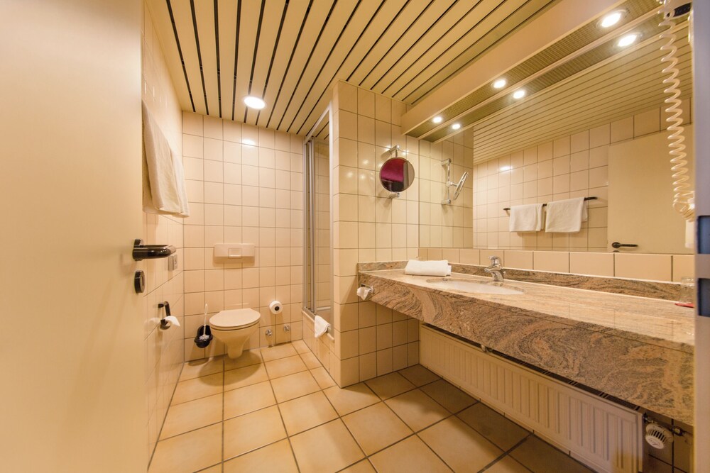 Montana Hotel Mönchengladbach 33/34