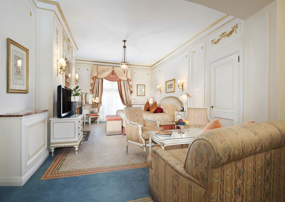 RITZ LONDON 54/99