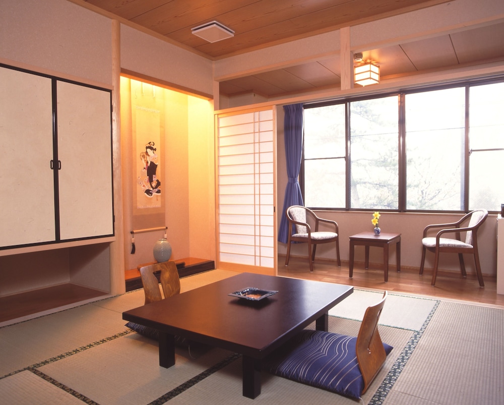 Yamani Ryokan 10/16
