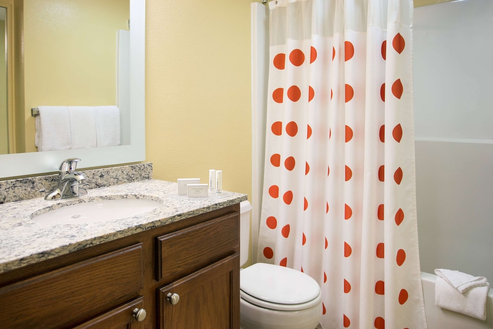 STUDIO, SUITE, QUEEN BED, SOFA