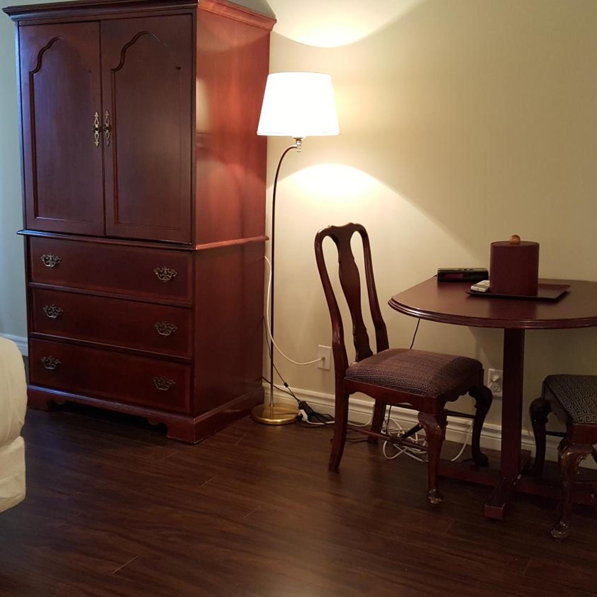 Duvernay Studios And Suites 24/41