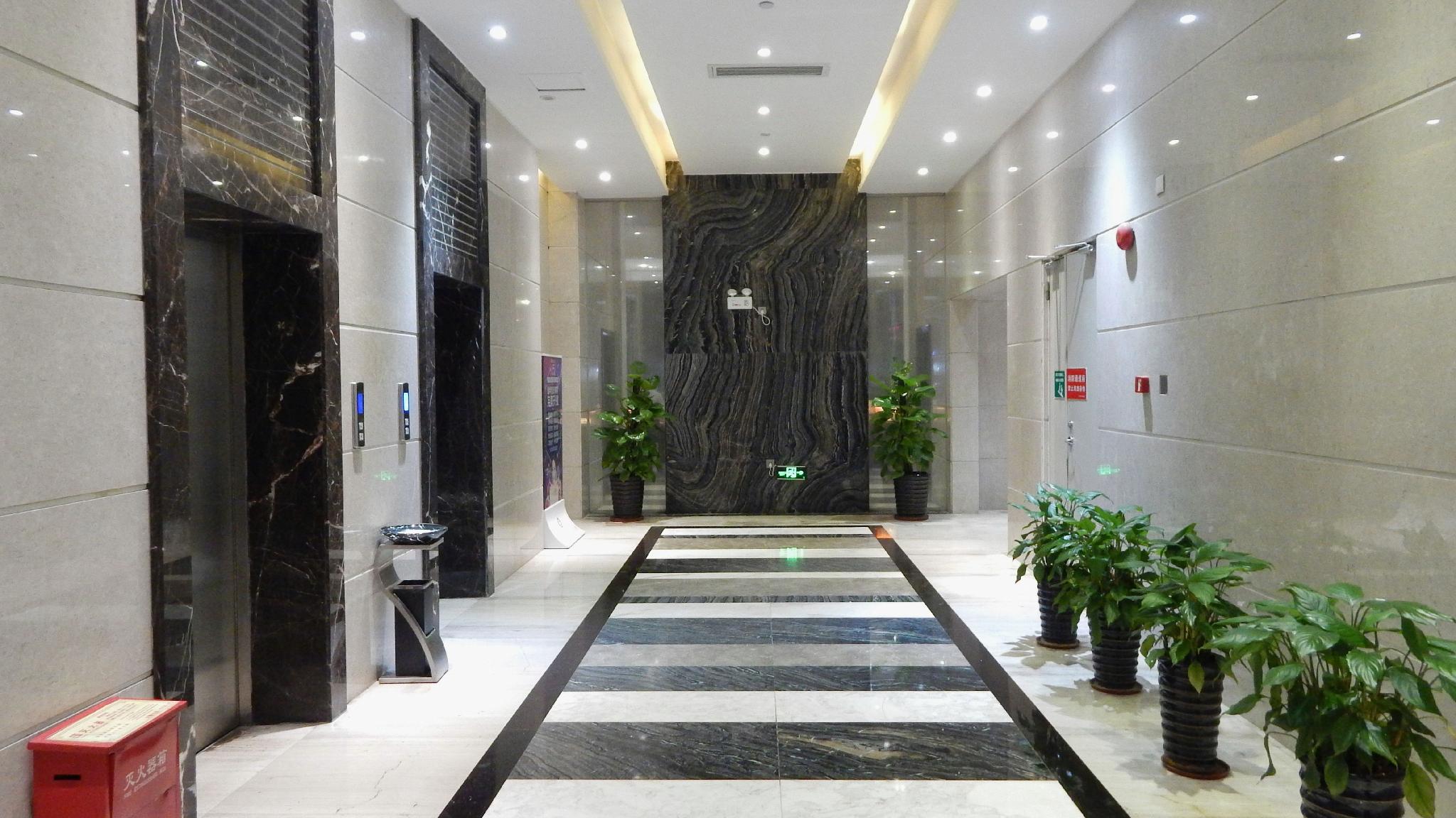 The Century Hotel (ex. Zhongshan Zhongao) 7/30