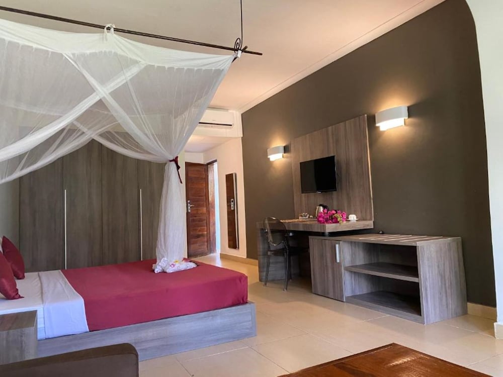 Ora Myblue Hotel 14/50