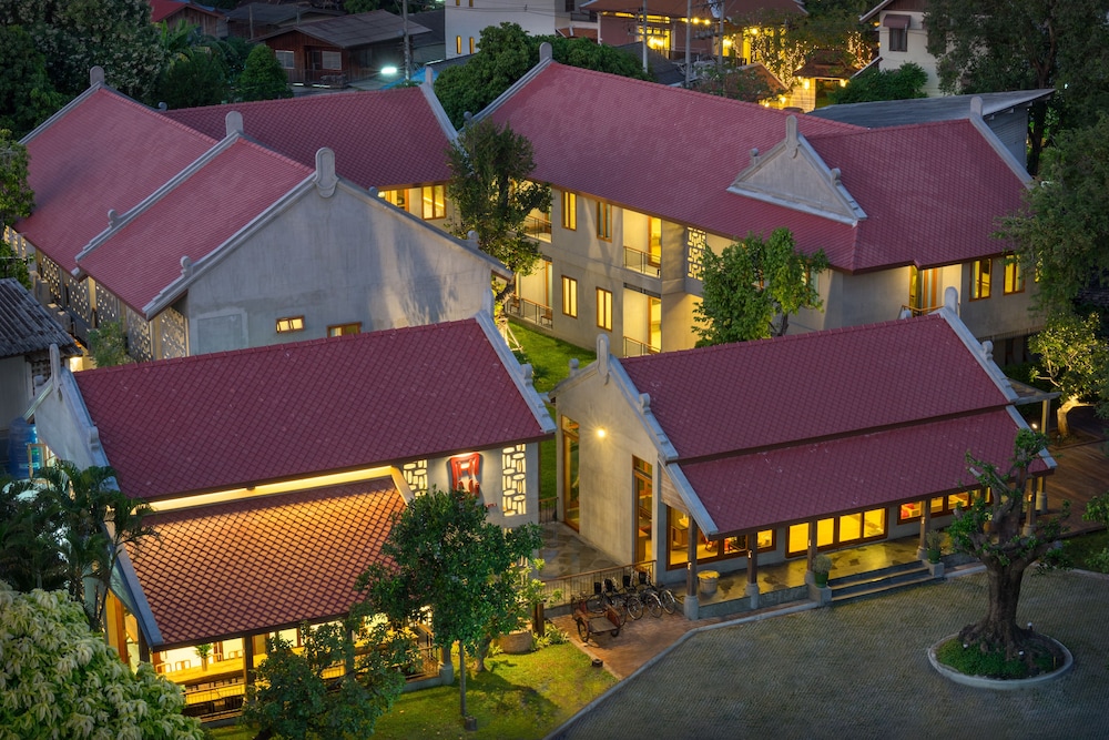 Chu Hotel 67/77