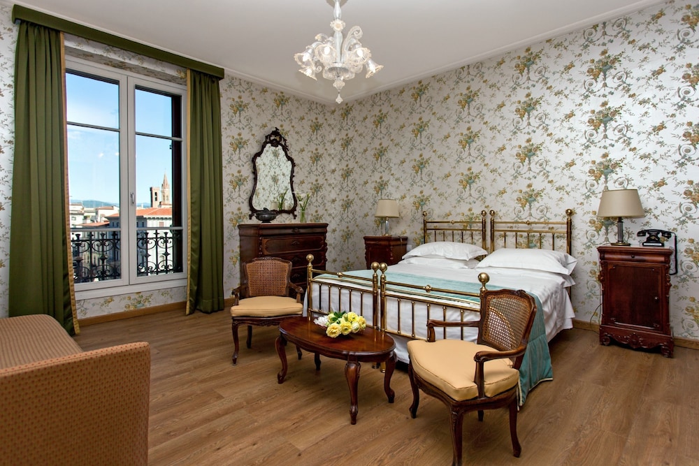 Hotel Pendini 62/70