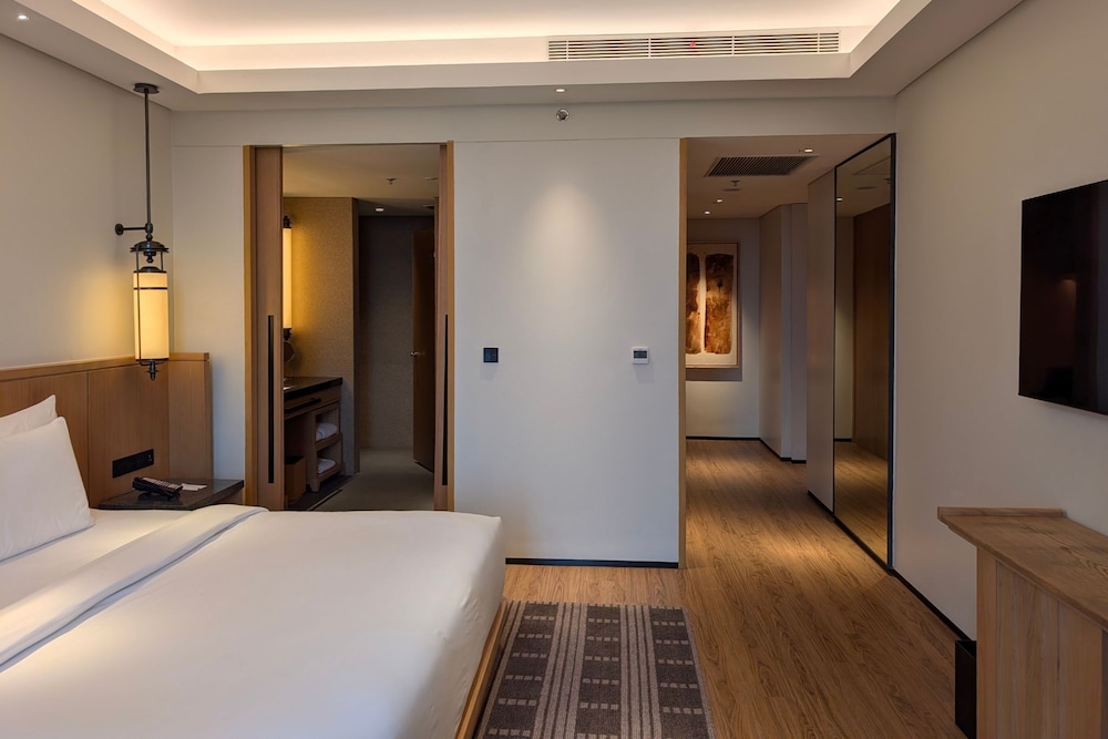 Hotel Tentrem Jakarta 12/50