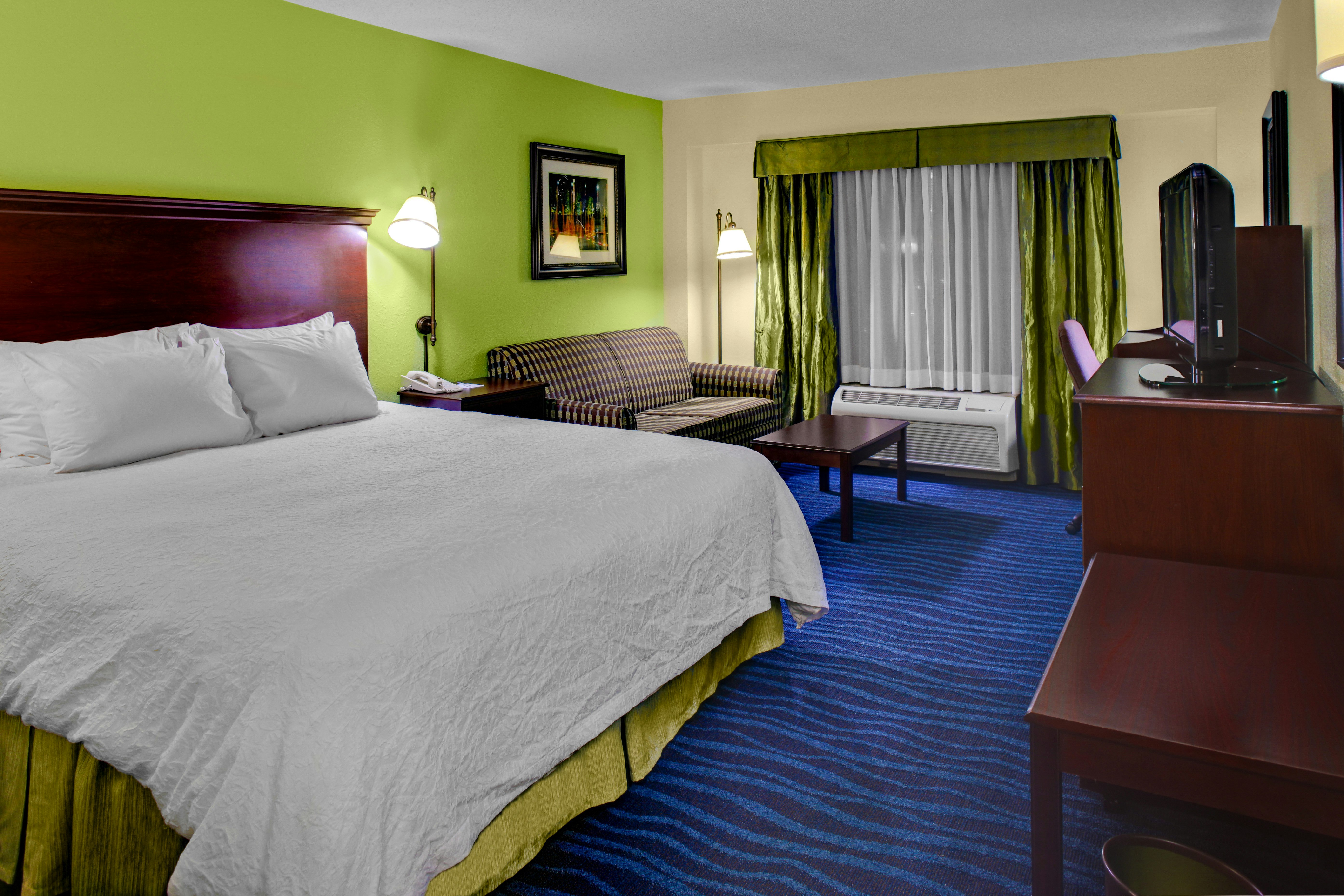 ROOM, KING BED