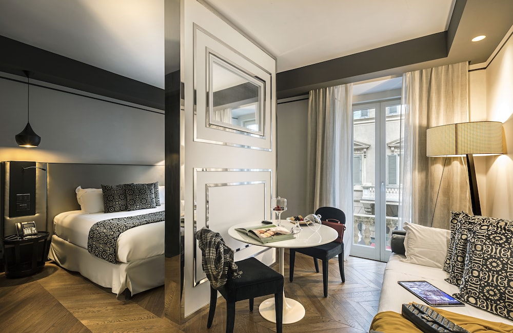 Corso 281 Luxury Suites 46/64