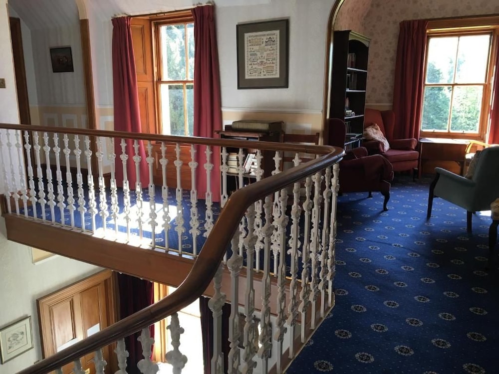 Whitchester Christian Guest House 32/50