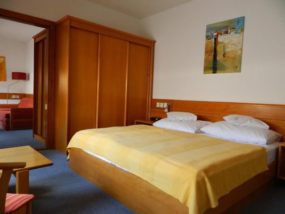Aparthotel Kalma 6/43