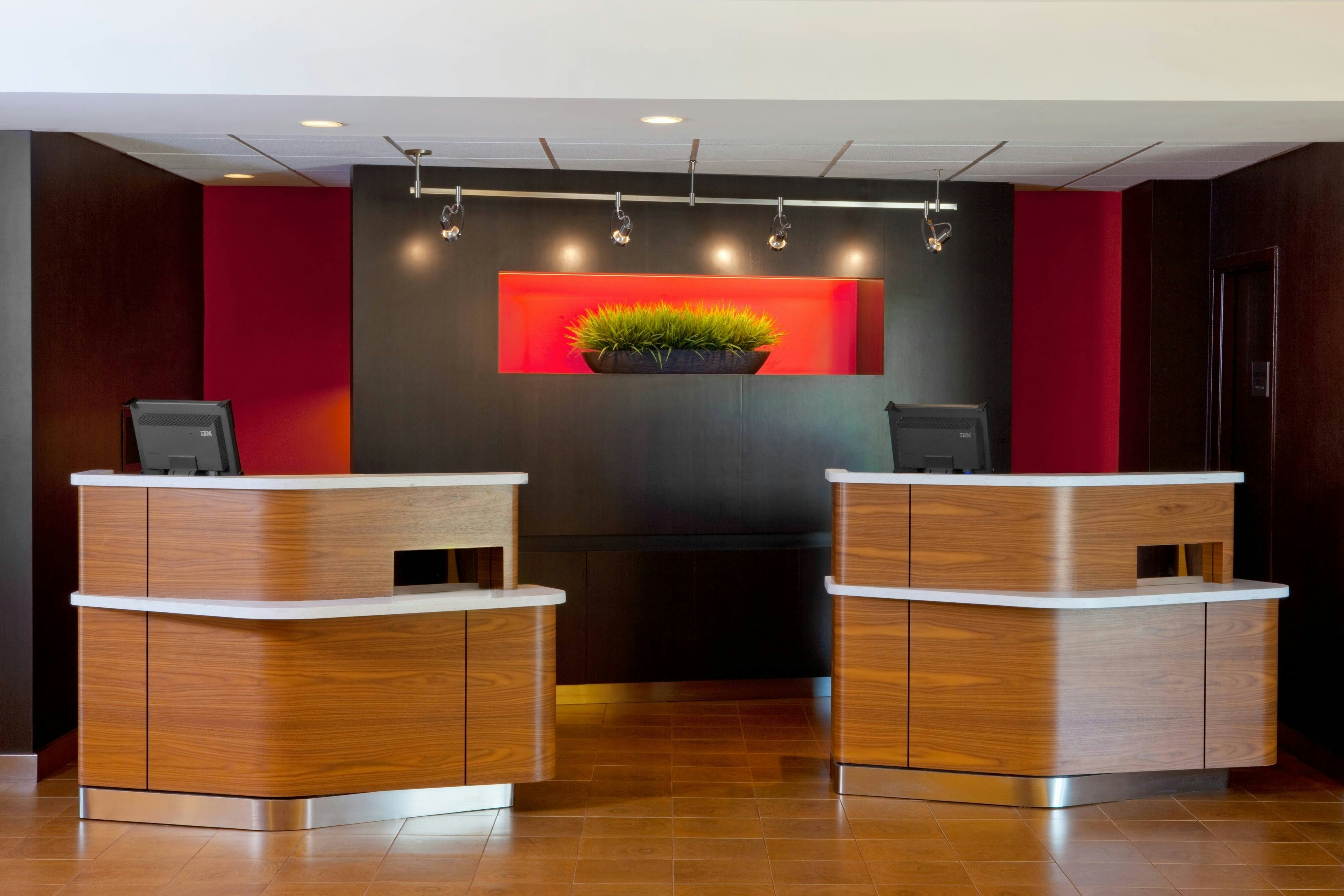 Courtyard By Marriott Columbus 6/71