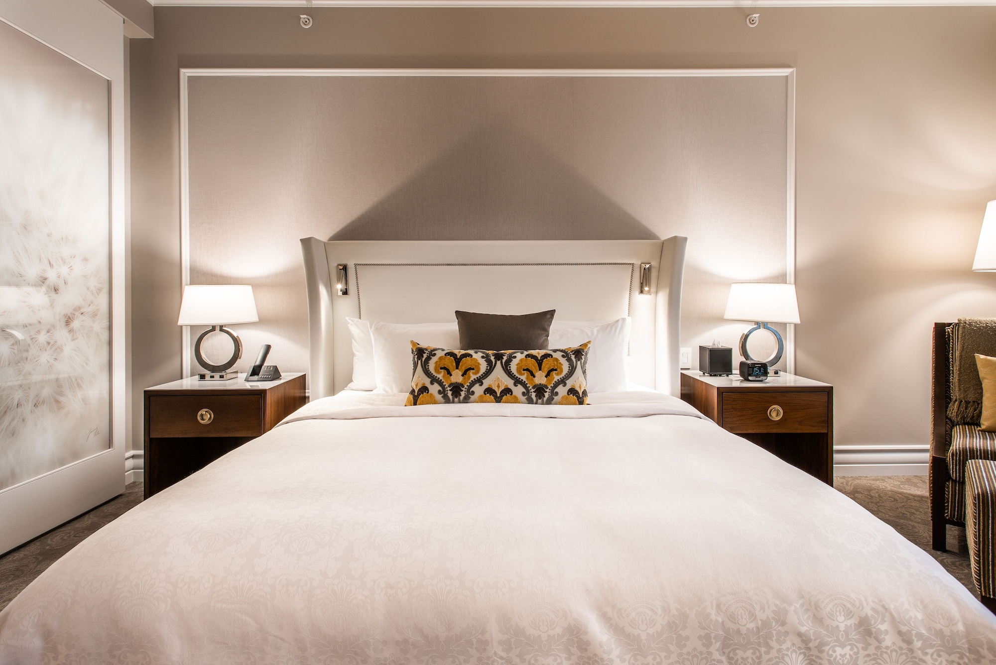 GRAND, DELUXE, KING BED, GARDEN VIEW