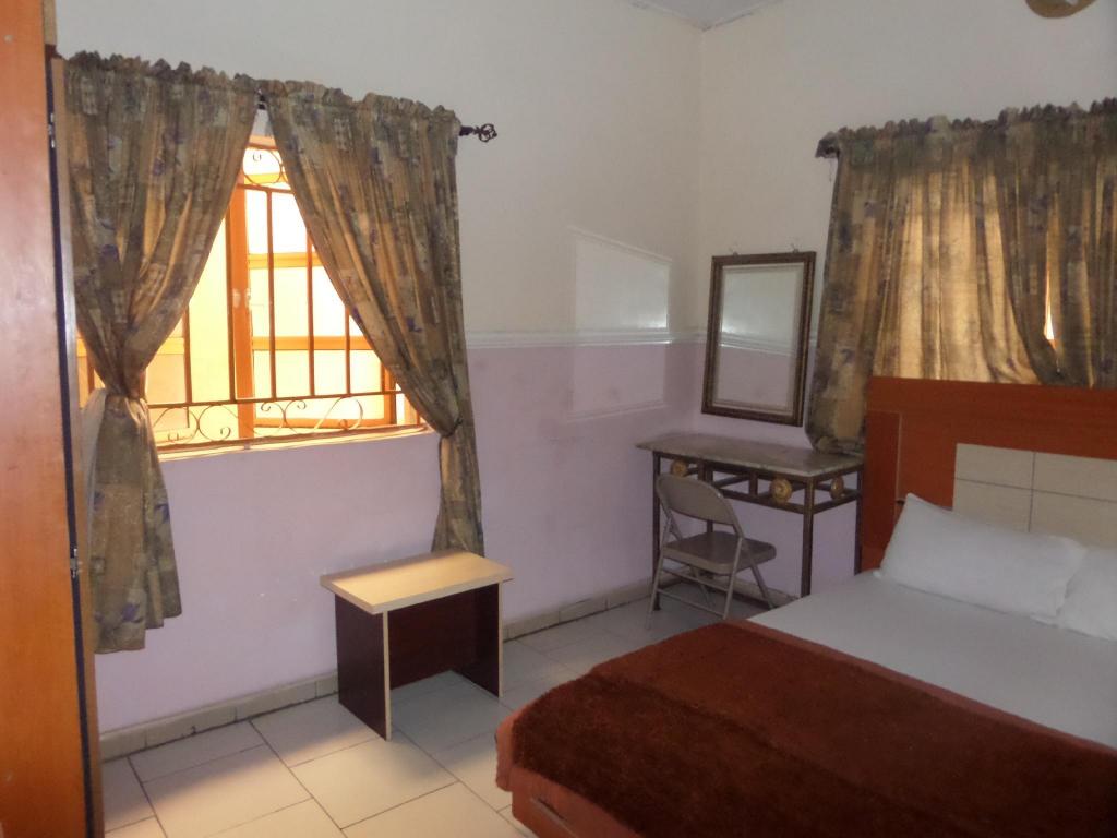Aneio Hotel photo2