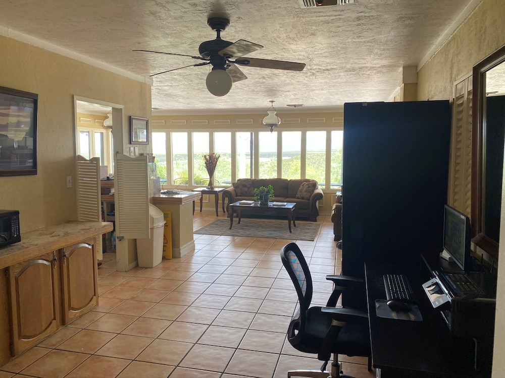 Tombstone Lookout Lodge, SureStay Collection by Best Western 20/49
