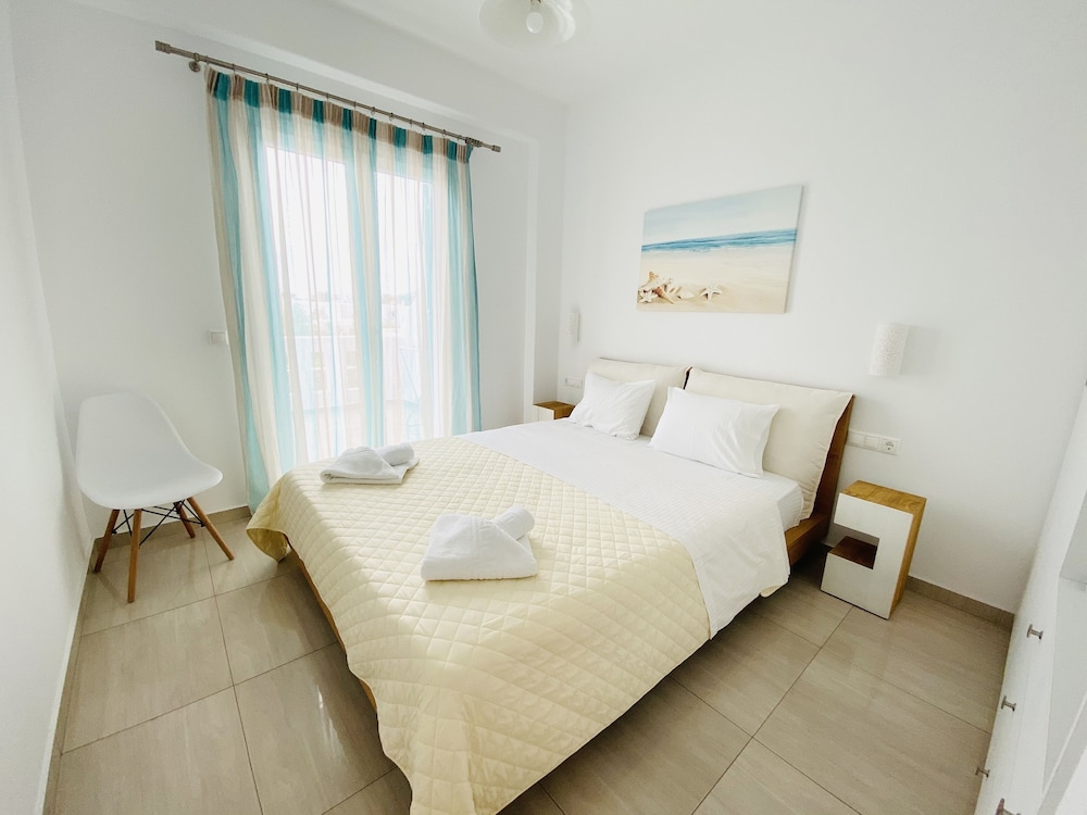 Eleftheria Hotel 24/50