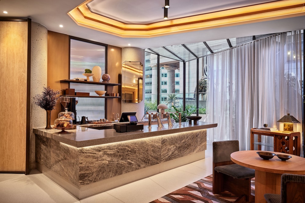 The Jay, Autograph Collection (ex Le Meridien) 4/50