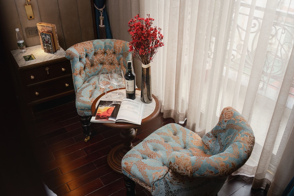 Peridot Gallery Classic Boutique Hotel 37/60