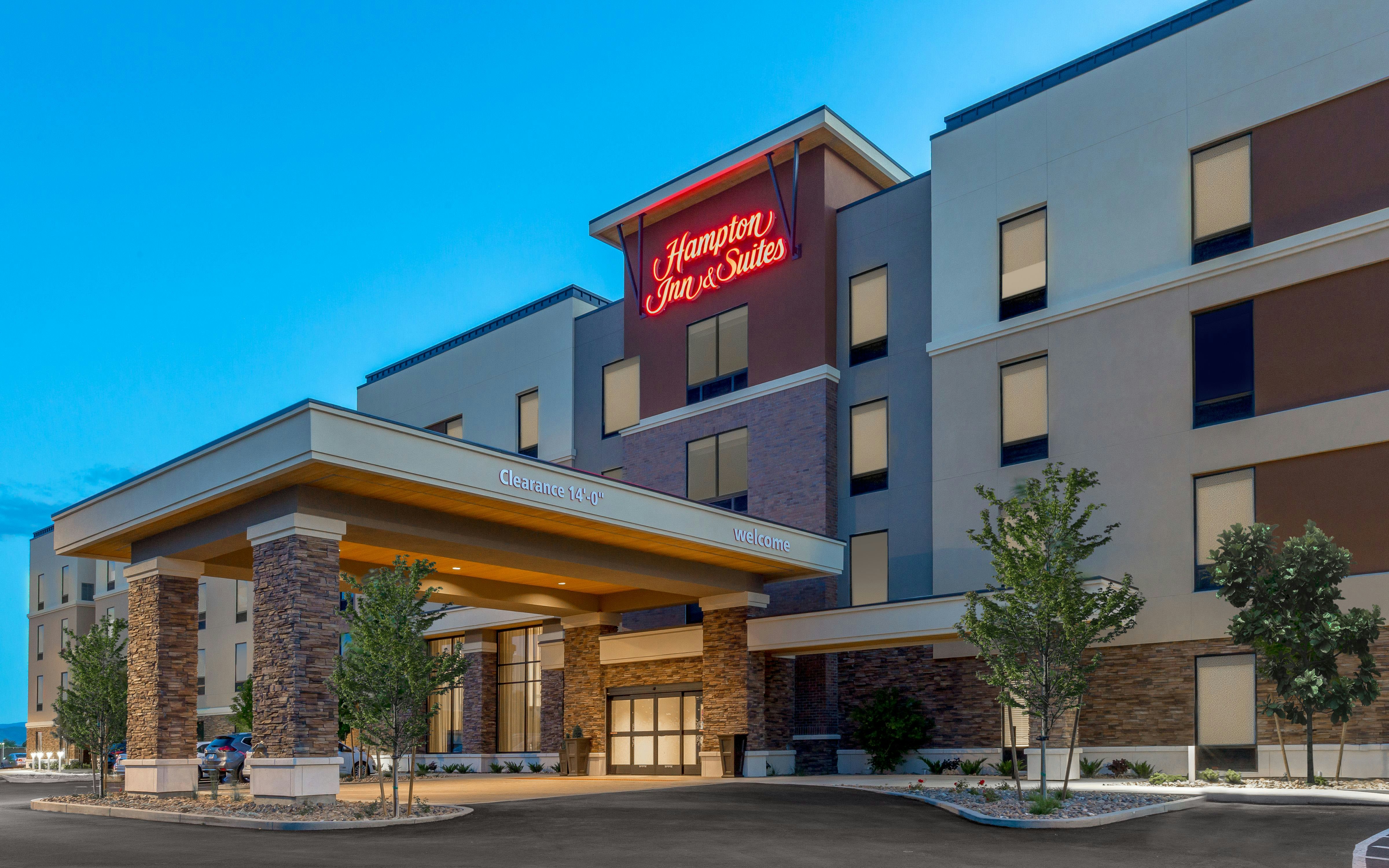 Hampton Inn & Suites Reno/Sparks 38/38