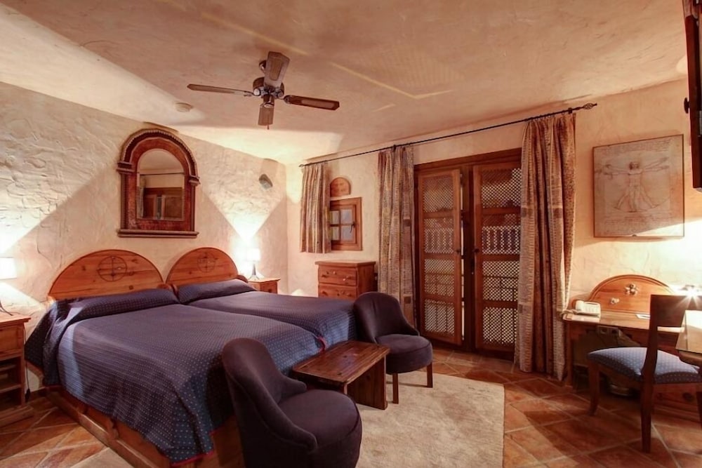 Amanhavis Hotel 10/41