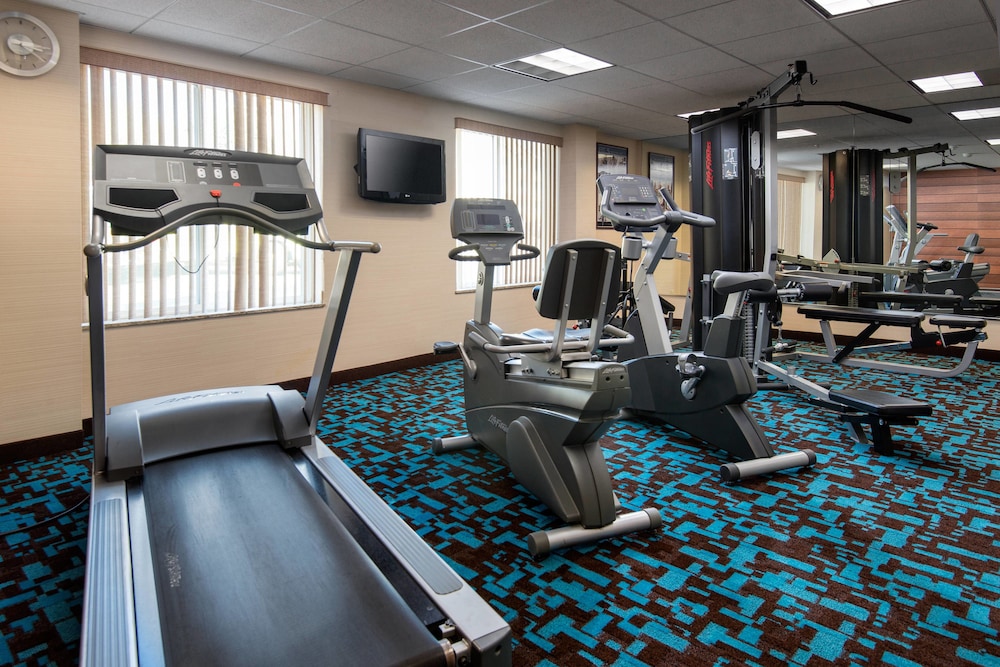 Fairfield Inn Sacramento Cal Expo 21/50