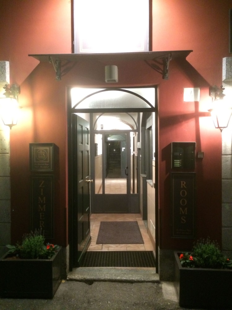 In Riva al Lago 3/44