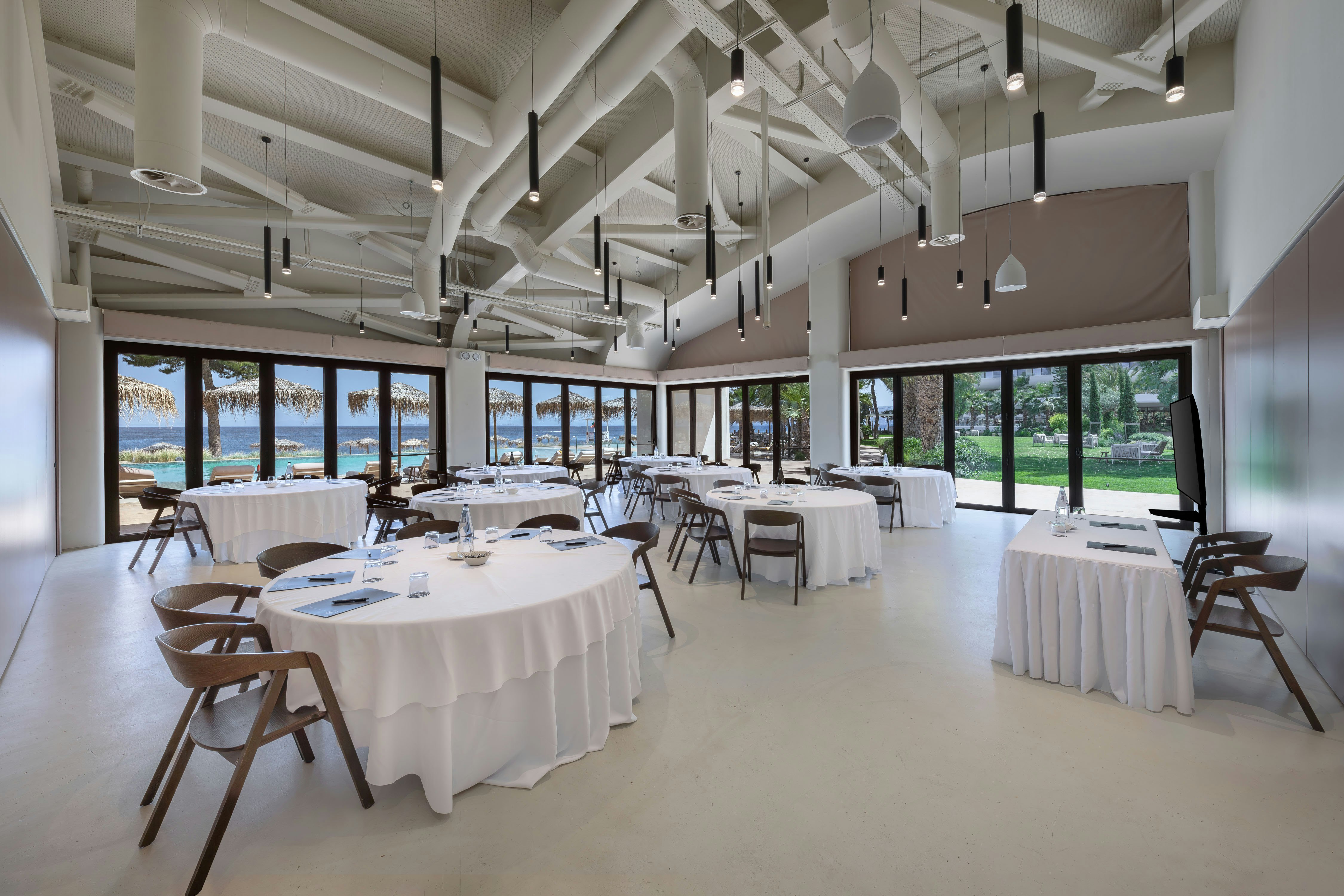 Isla Brown Corinthia Resort & Spa, Curio Collection by Hilton 45/65