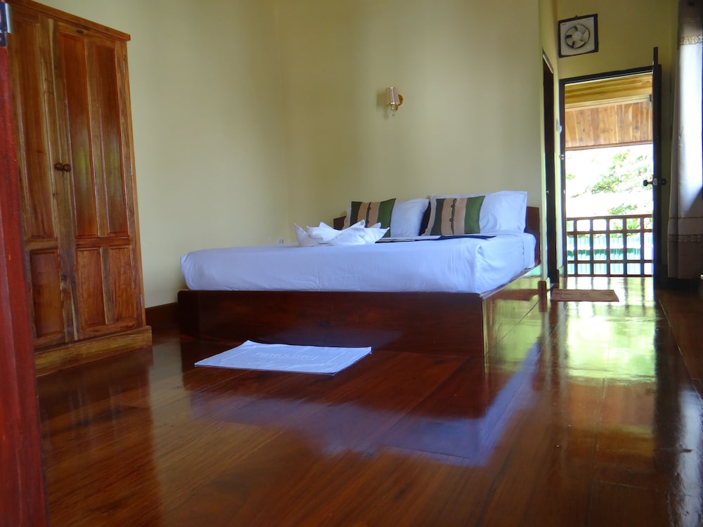Villa Somphong 21/50