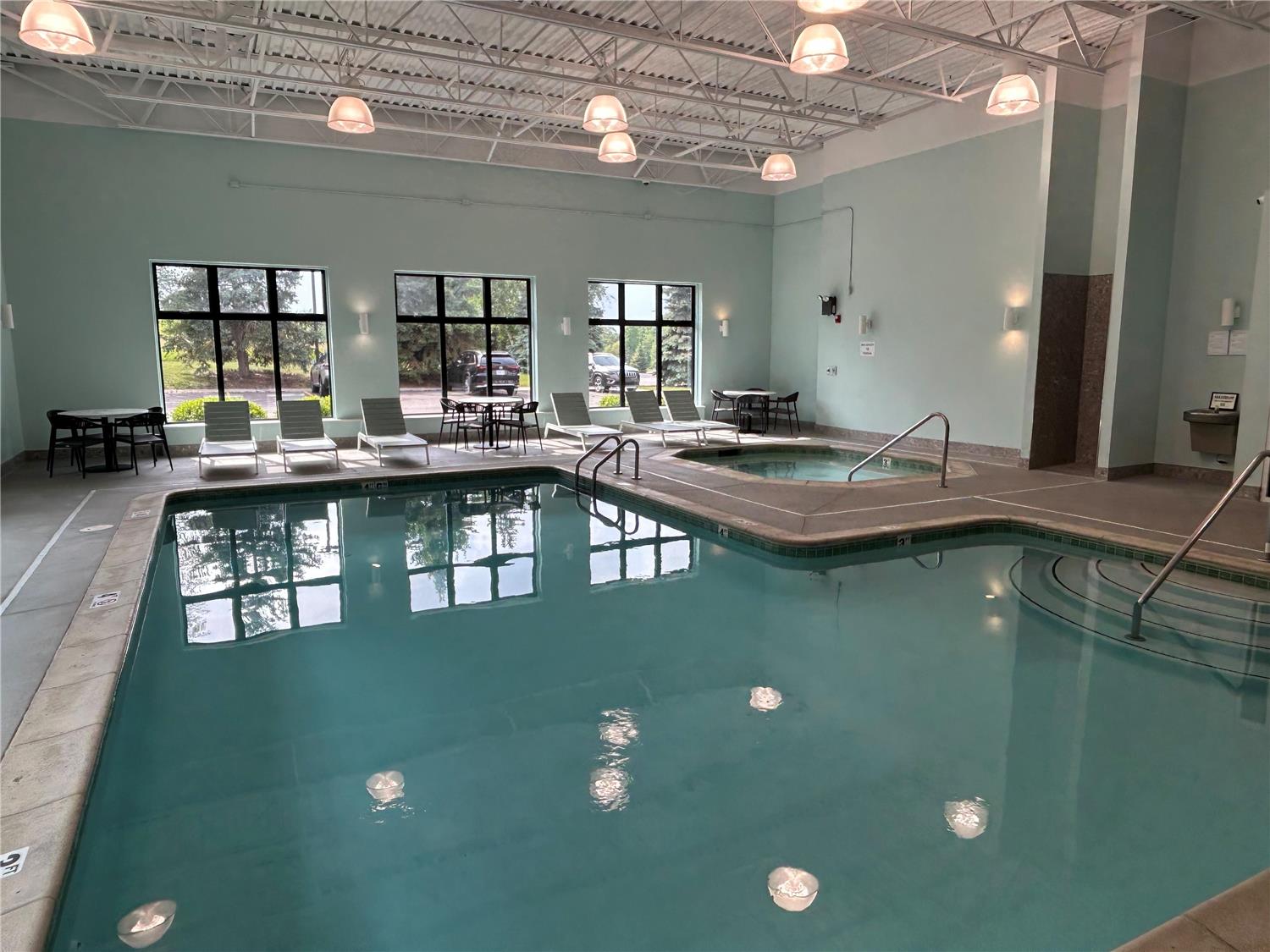 Best Western Byron Center 21/40