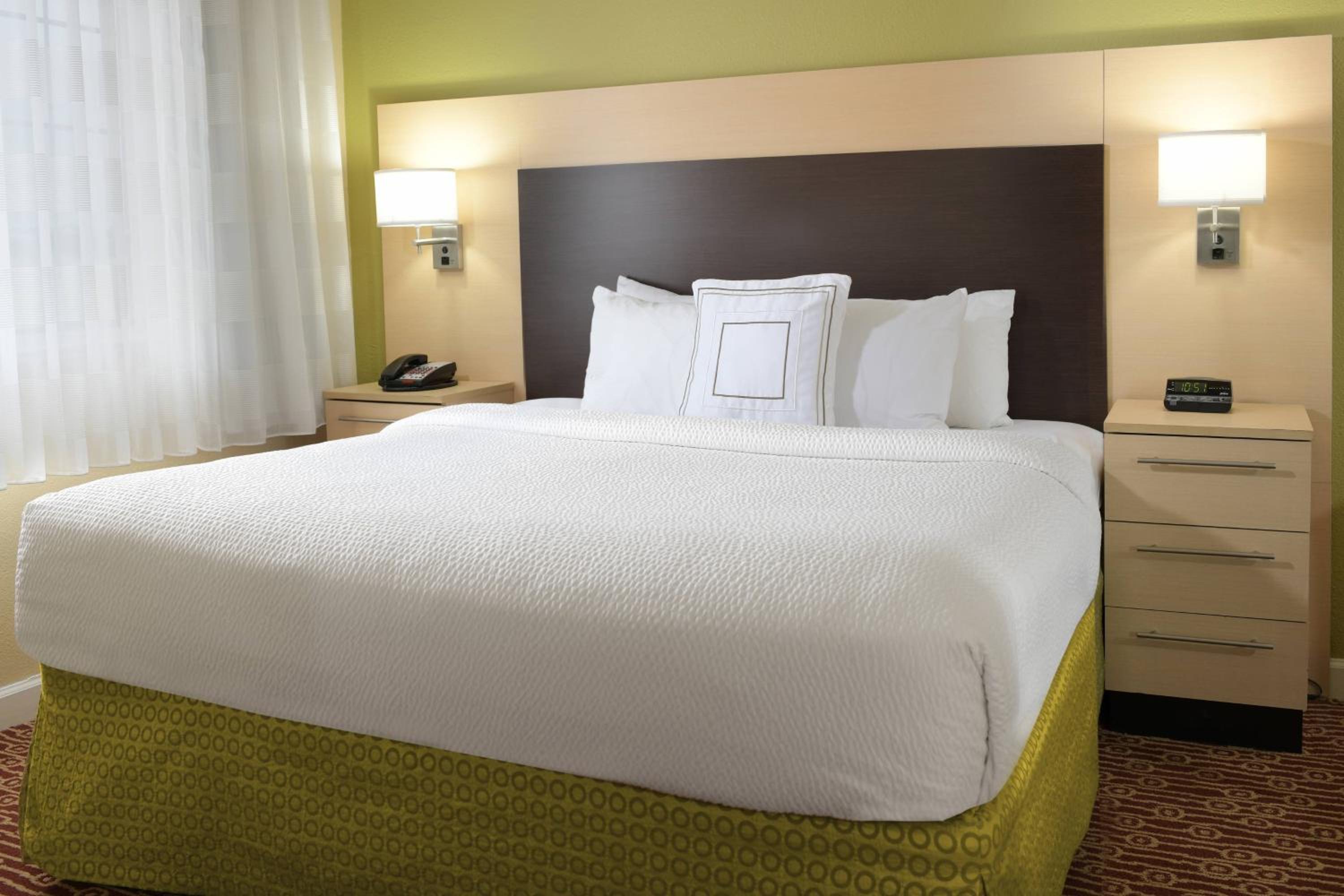 1 Bedroom, Suite, Sofa
