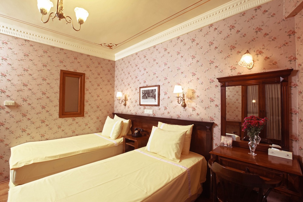 CLASSIC, DOUBLE BED, SEA VIEW