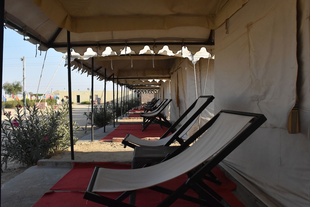 Dynasty Desert Camp 21/50