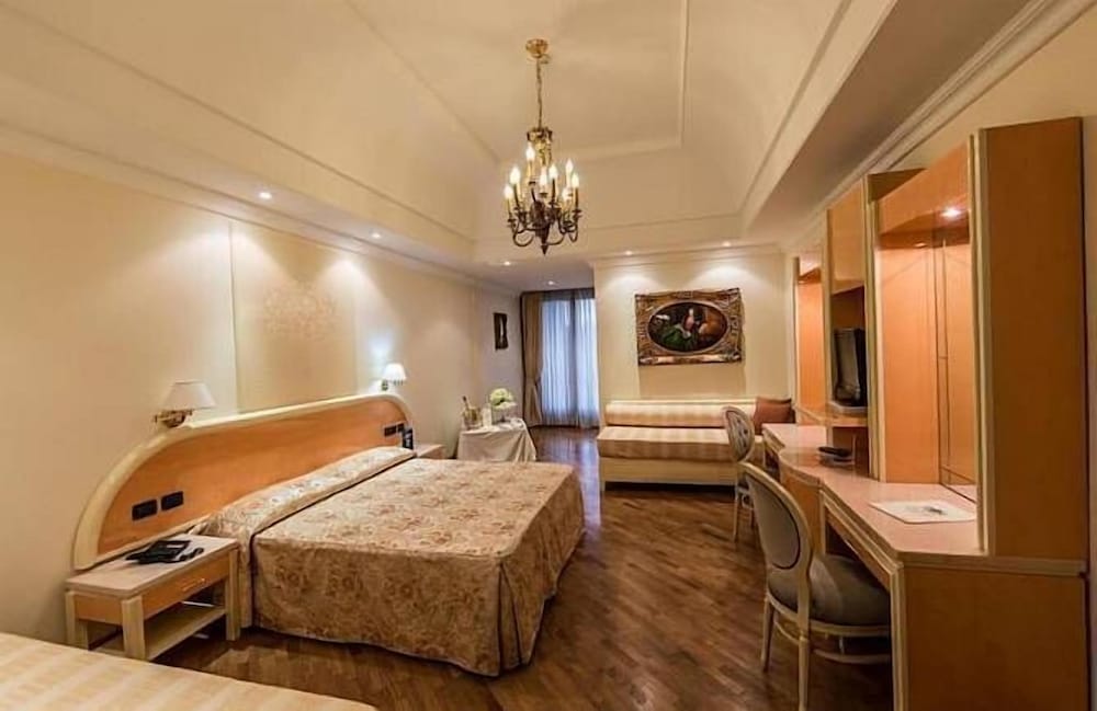 LH Hotel Domus Caesari 15/42