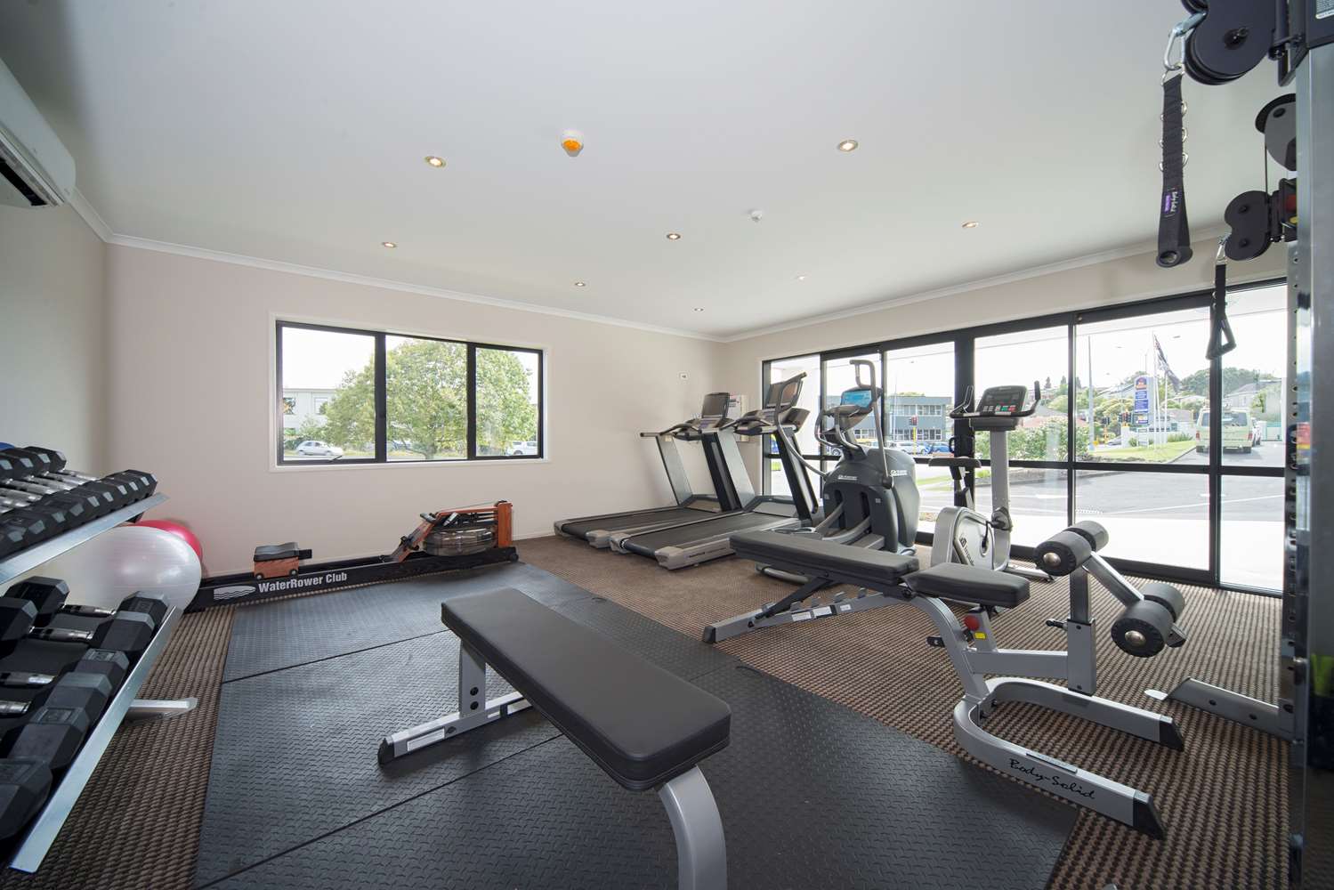 Best Western Ellerslie International 6/13