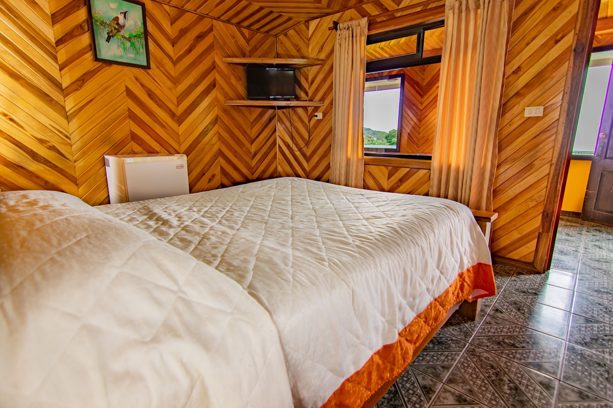 TRADITIONAL, DOUBLE BED